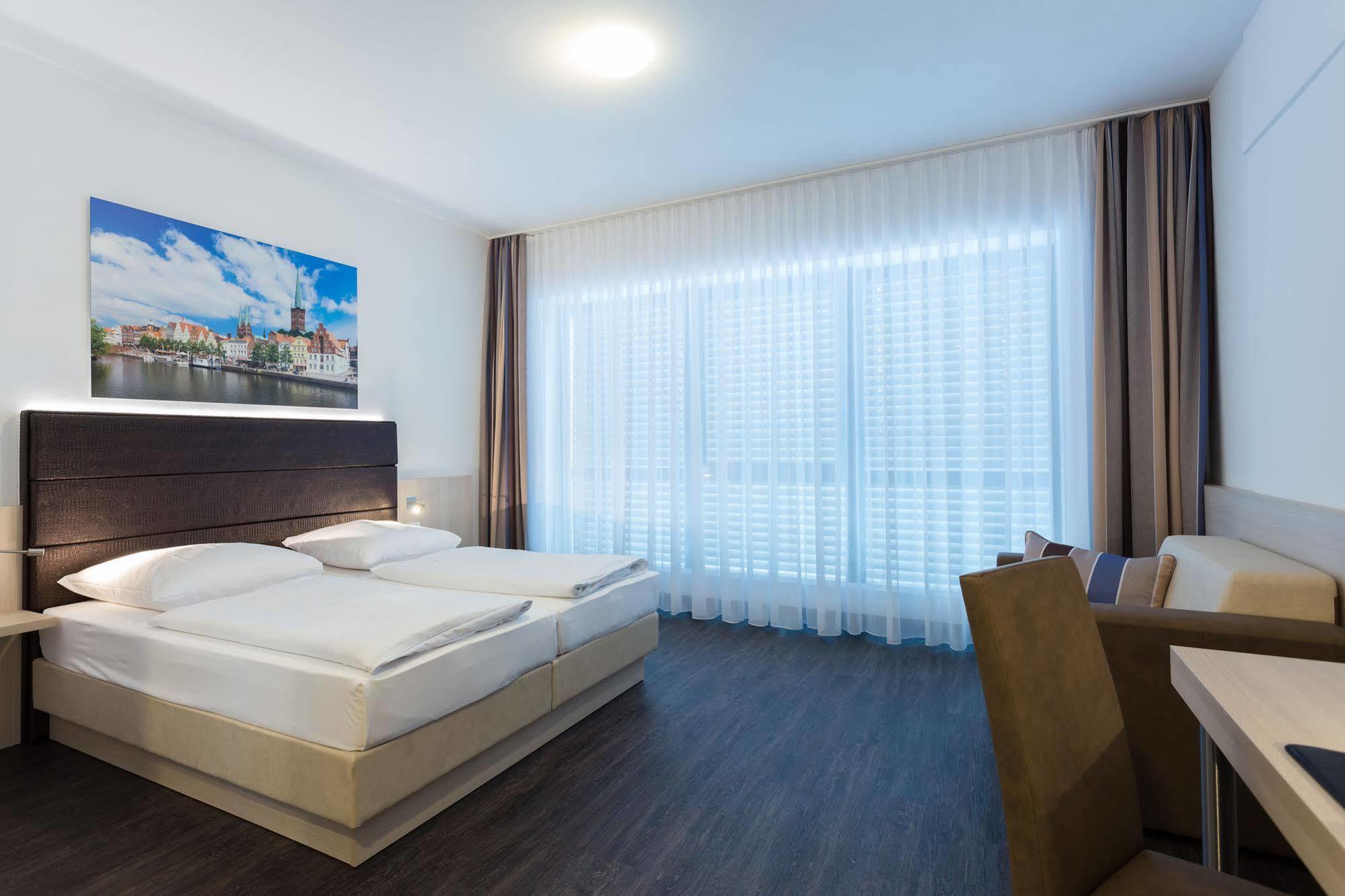 Viva Hotel Luebeck מראה חיצוני תמונה