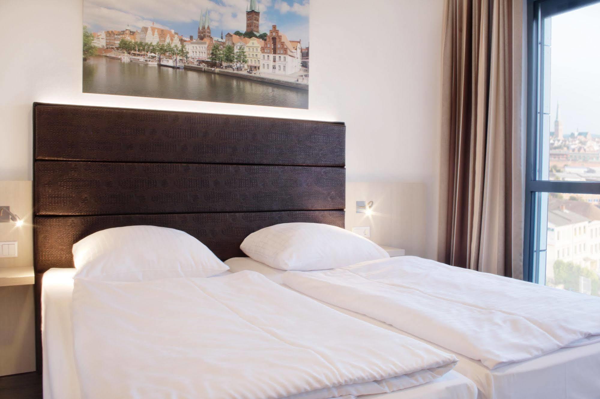 Viva Hotel Luebeck מראה חיצוני תמונה